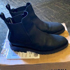 Thursday Boots: Legend Chelsea - Matte Black